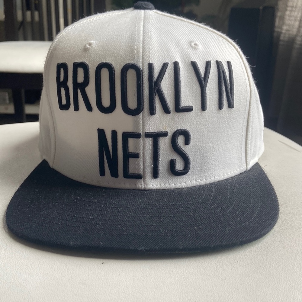 Brooklyn Nets - Mitchell & Ness Flat Bill